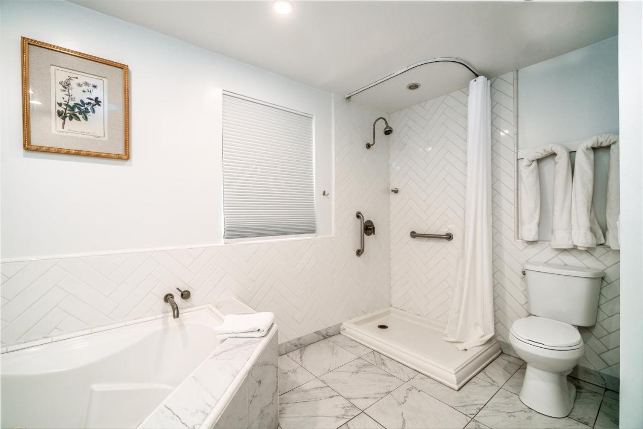 Agate Cove Bed & Breakfast 4*