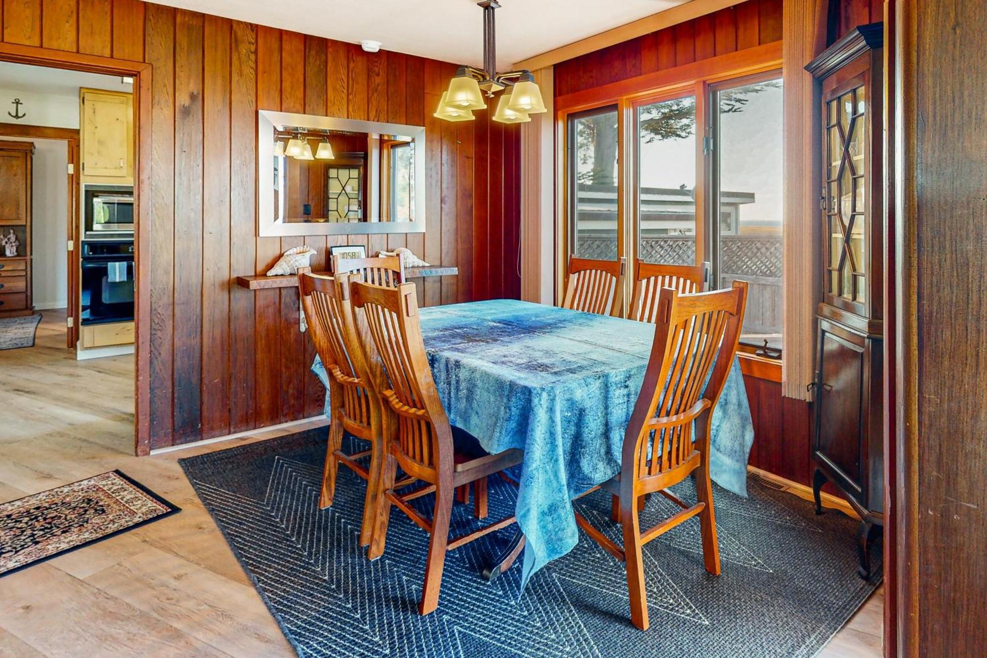 Headlands Cove - Retreat *