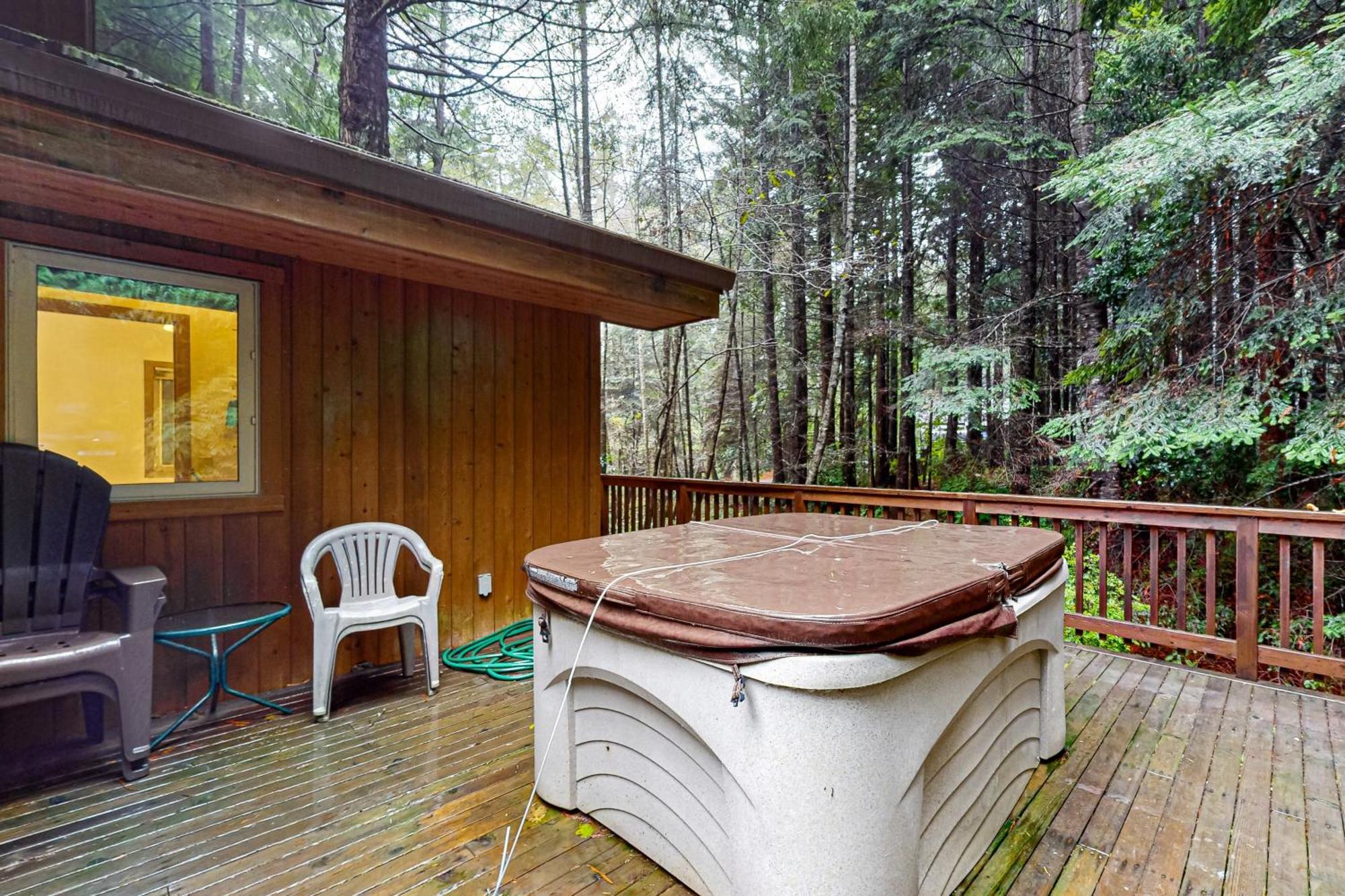 Redwood Rest Holiday home *