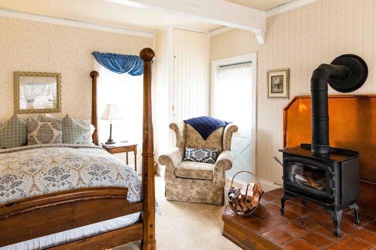 Headlands 3*
